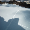 Im Schatten der Hütte
